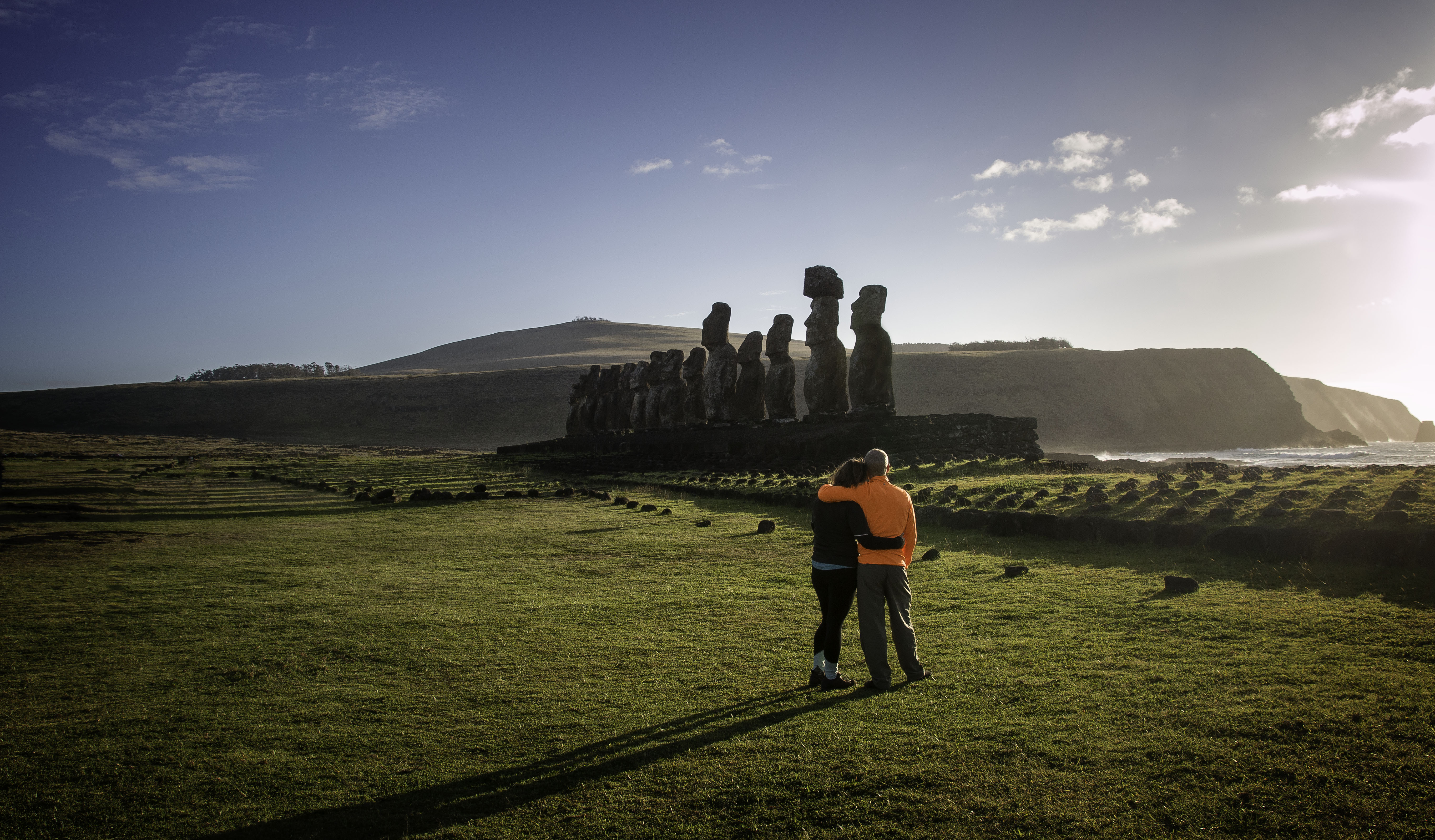 Honeymoon couple, Easter Island